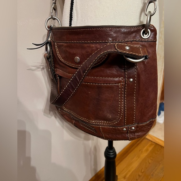 Vintage Fossil Crossbody Leather bag. - Picture 2 of 8